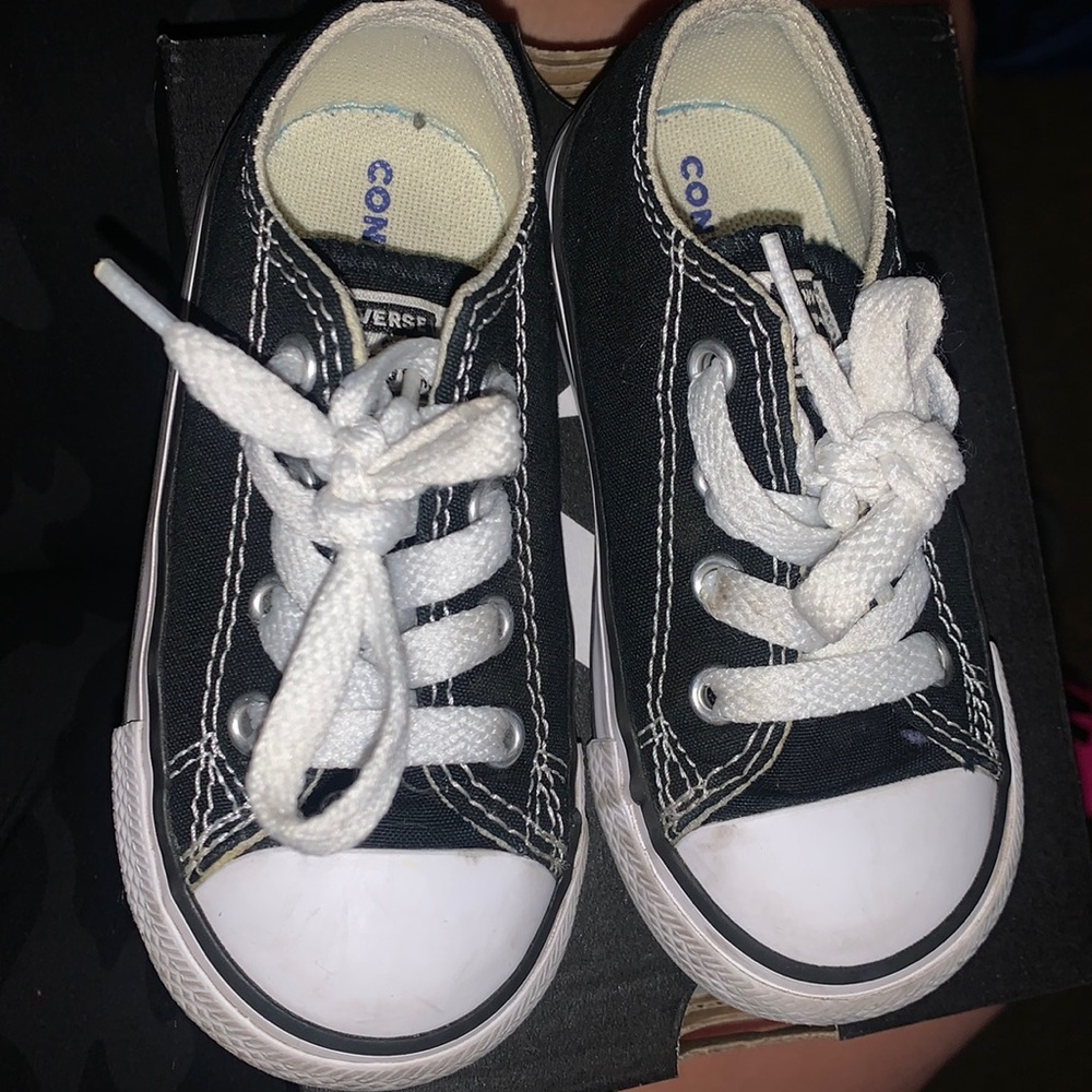 Converse: Infant